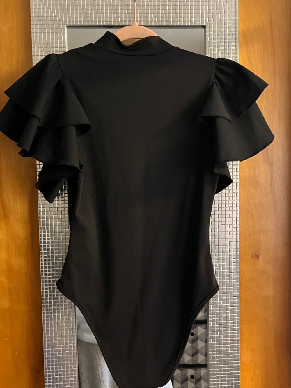 SHEIN Black Ruffle Sleeve One-Piece Bodysuit - Picture 5 of 5